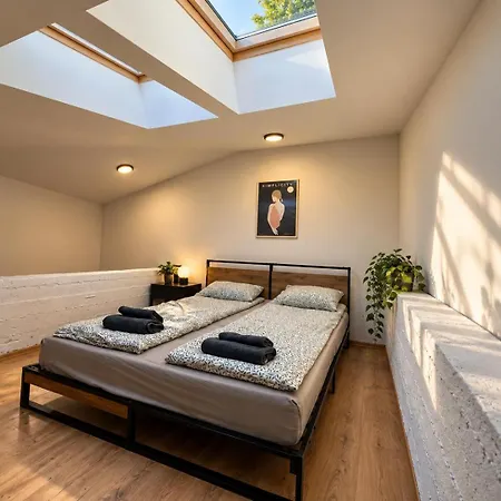 Apartment Wool Factory Loft 3b